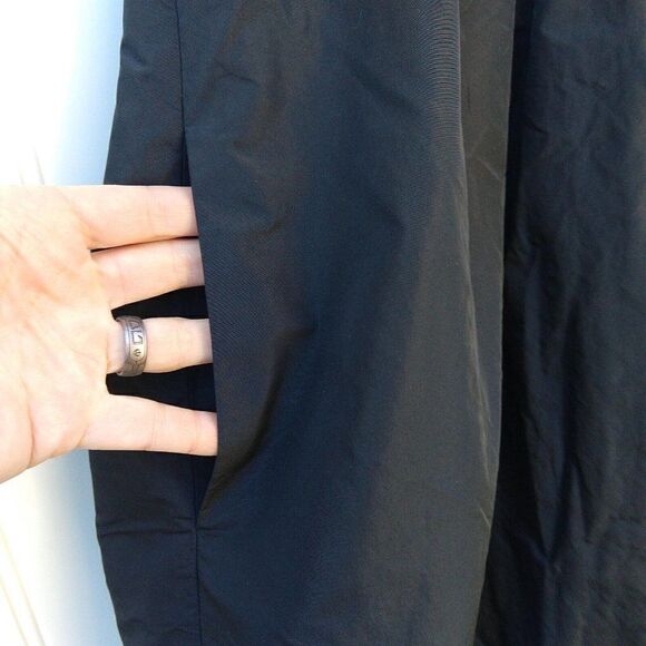 Vintage Y2K BCBG Max Azria Little Black Dress Size S Strapless Pockets Fit Flare - Picture 6 of 10